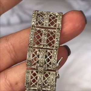 Sterling silver bracelet with diamonds